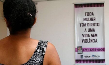 Senado Federal aprova lei que endurece punição para crimes sexuais cometidos por jovens e idosos.