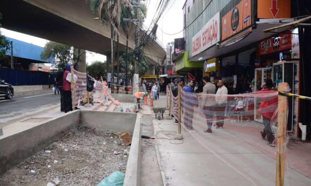 Obras no Centro de Santo André evoluem e Prefeitura libera trecho da Rua Luis Pinto Fláquer 1 Obras no Centro de Santo André evoluem e Prefeitura libera trecho da Rua Luis Pinto Fláquer