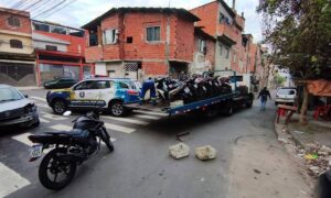 Operação Dorme Bem dispersa pancadão e apreende 10 motos em São Bernardo