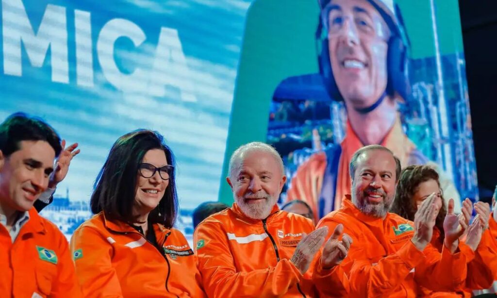 Petrobras anuncia R$ 33 bilhões em investimentos no Rio de Janeiro para ampliar refino e produção de combustível sustentável