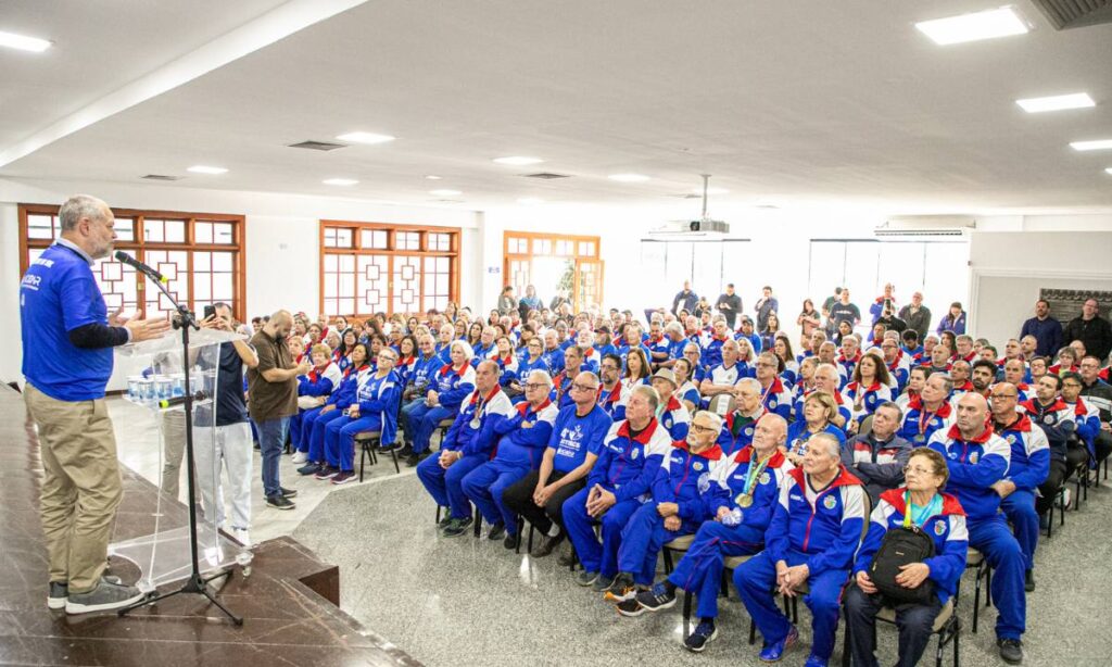 Prefeito Tite Campanella homenageia atletas do JOMI e lança delegação para o JOTISCS em São Caetano 1 Prefeito Tite Campanella homenageia atletas do JOMI e lança delegação para o JOTISCS em São Caetano