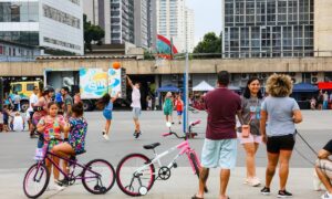 Projeto Bernô Samba Rock abre temporada de férias no 'Viva o Paço