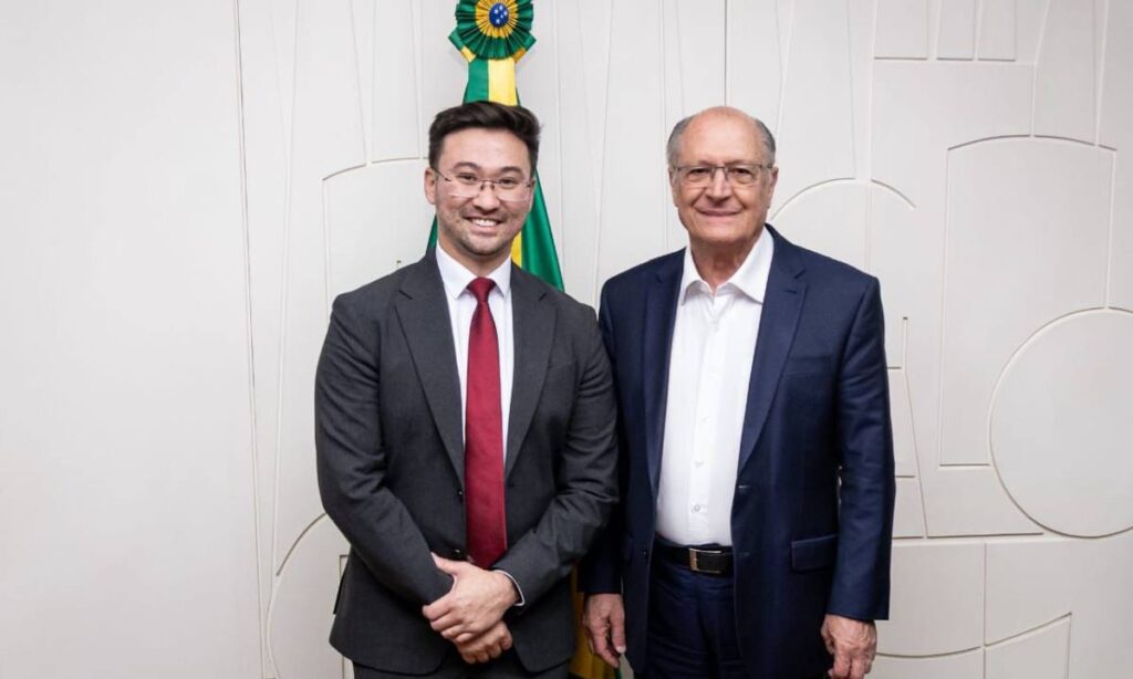Governo Federal anuncia novas moradias, telemedicina e ônibus escolares para Rio Grande da Serra