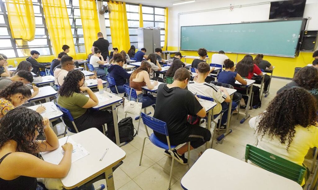 Provão Paulista 2025: inscrições para avaliação que garante vagas nas universidades públicas de SP terminam nesta sexta-feira (15)