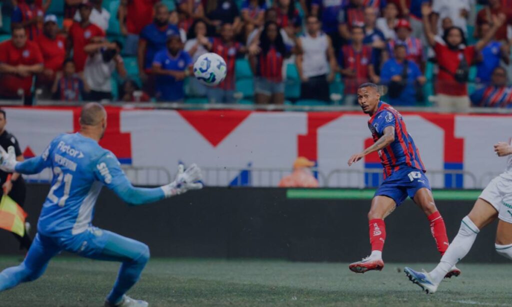 Bahia vence Palmeiras na Fonte Nova e segue firme no G6 do Brasileirão