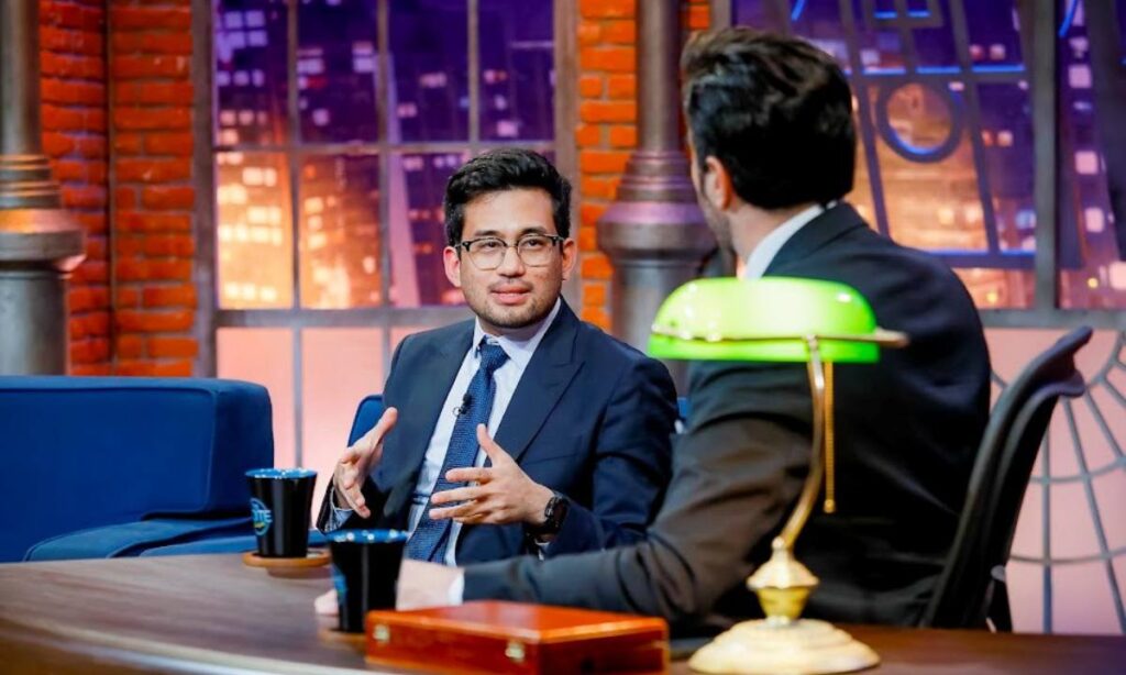 Deputado Kim Kataguiri é entrevistado por Danilo Gentili nesta segunda