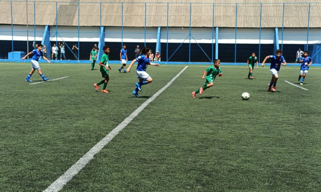 Futebol amador de São Caetano tem goleadas na segunda rodada da LSF 1 Futebol amador de São Caetano tem goleadas na segunda rodada da LSF (1)