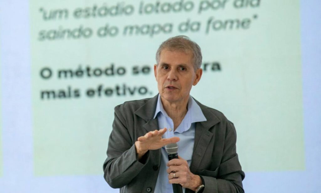 Governo do Brasil, do lado do povo brasileiro 1 Sidônio Palmeira (ministro da Secretaria de Comunicação Social da Presidência da República)