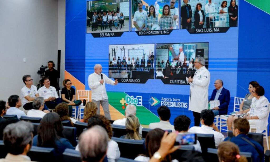 Lula em mutirão do Agora Tem Especialistas: "Atendimento na qualidade que o povo precisa"