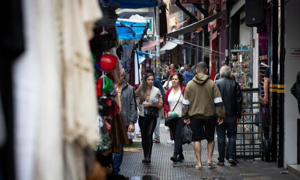 PIB de São Paulo cresce 2,5% em 12 meses, aponta Fundação Seade