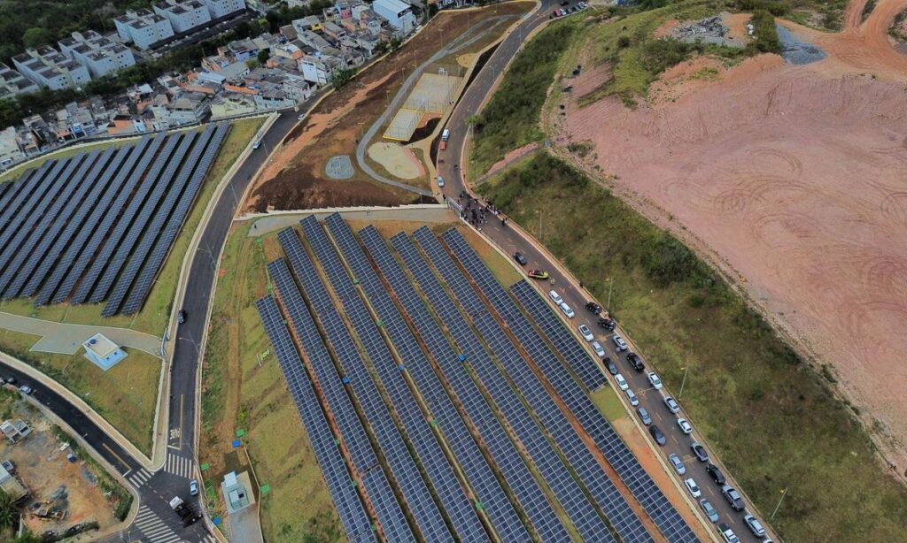 Santo André entrega quarta usina solar e atinge 8.820 placas