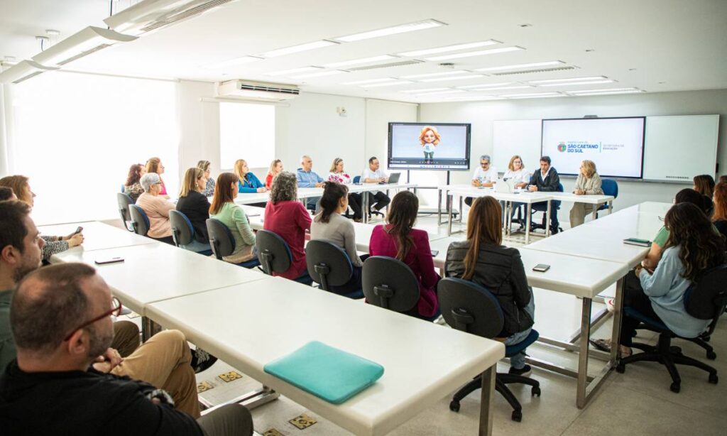 São Caetano lidera qualidade na formação de professores da rede pública, aponta Anuário da Educação 1 São Caetano lidera qualidade na formação de professores da rede pública, aponta Anuário da Educação