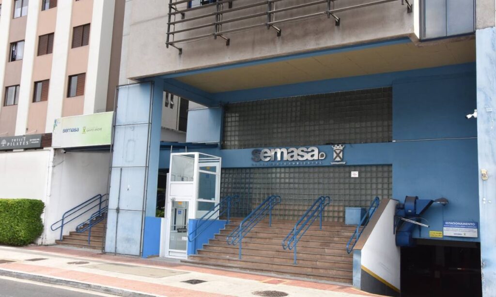 Semasa promove programa de renegociação de dívidas