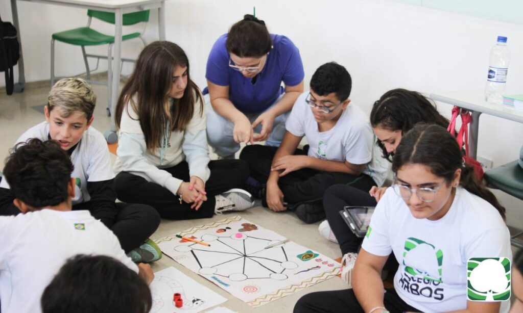 Colégio ARBOS destaca o papel do educador como agente de transformação no Dia do Professor