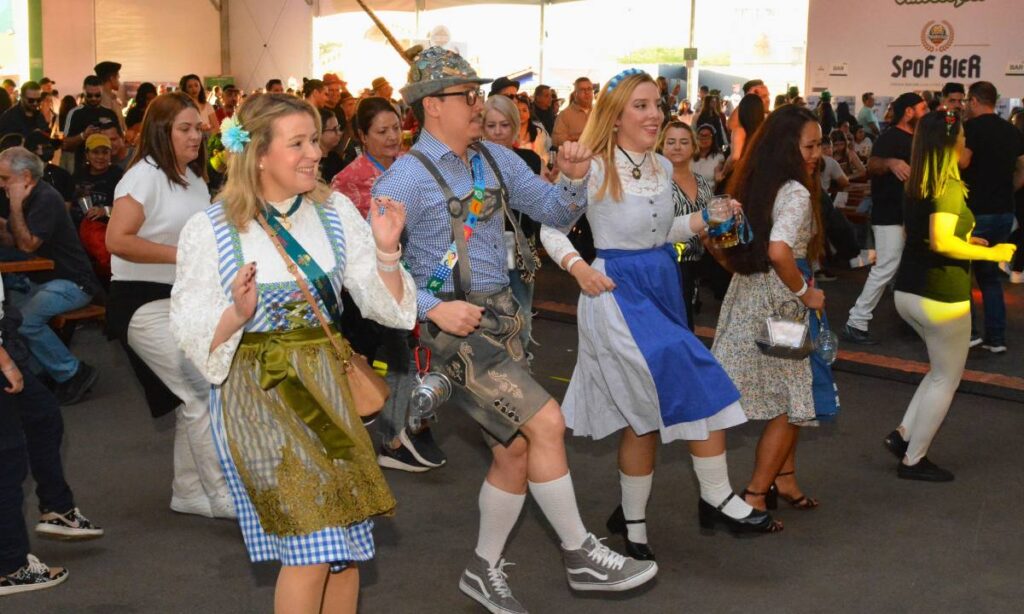 Com 56 mil litros de chope, São Paulo Oktoberfest 2025 celebra tradição e diversidade cultural 2 Com 56 mil litros de chope, São Paulo Oktoberfest 2025 celebra tradição e diversidade cultural