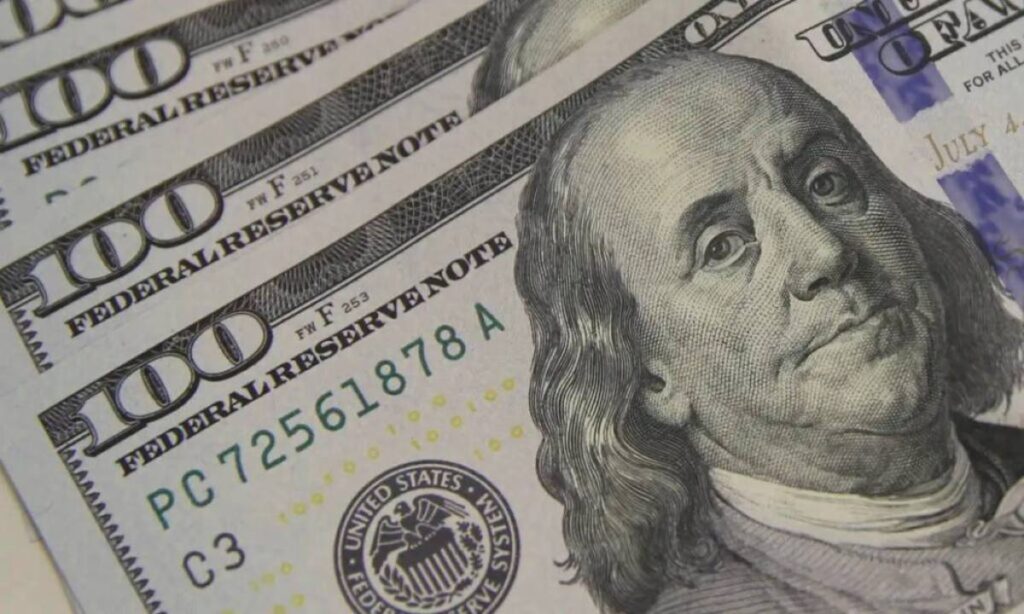 Dólar cai e fecha a R$ 5,31 após telefonema entre Lula e Trump; Ibovespa recua 0,41%