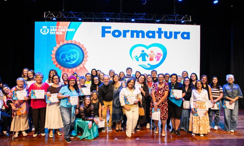 Fundo Social de São Caetano realiza formatura de cursos de capacitação profissional para mais de 700 alunos Fundo Social de São Caetano realiza formatura de cursos de capacitação profissional para mais de 700 alunos