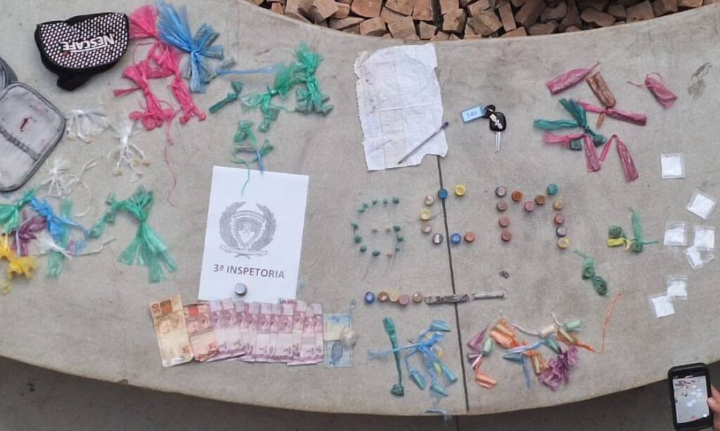 GCM de Santo André prende dois suspeitos de tráfico e apreende drogas no bairro Cata Preta