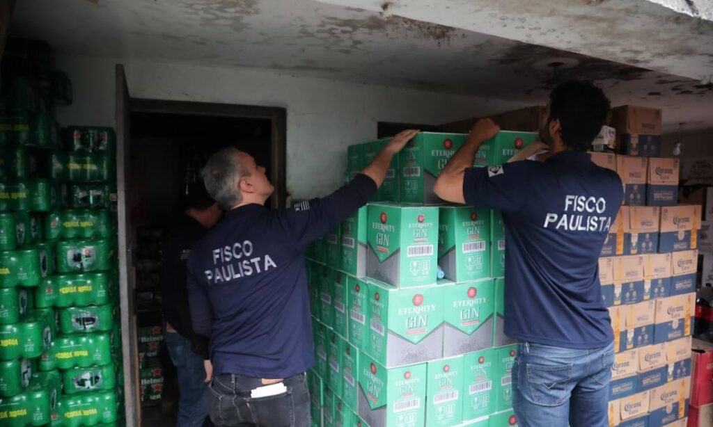 Governo de SP deflagra operação “Gota a Gota” para combater irregularidades na venda de bebidas destiladas