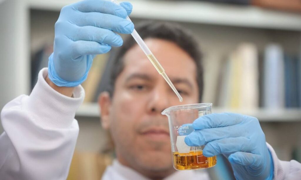 Governo de São Paulo cria protocolo inédito para detectar metanol em bebidas alcoólicas