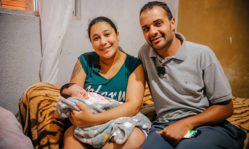 História com final feliz: Samu de São Bernardo auxilia moradora que deu à luz dentro do veículo História com final feliz: Samu de São Bernardo auxilia moradora que deu à luz dentro do veículo