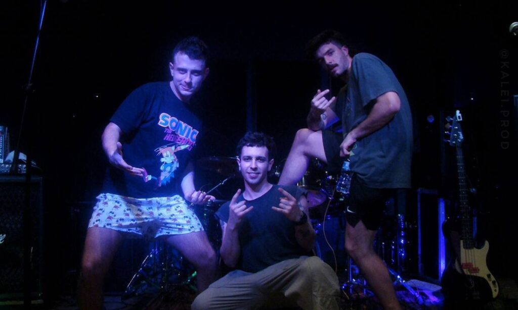 Banda Mullets Contra o Tédio e Capitão dos Sete Bares se apresentam no Cine