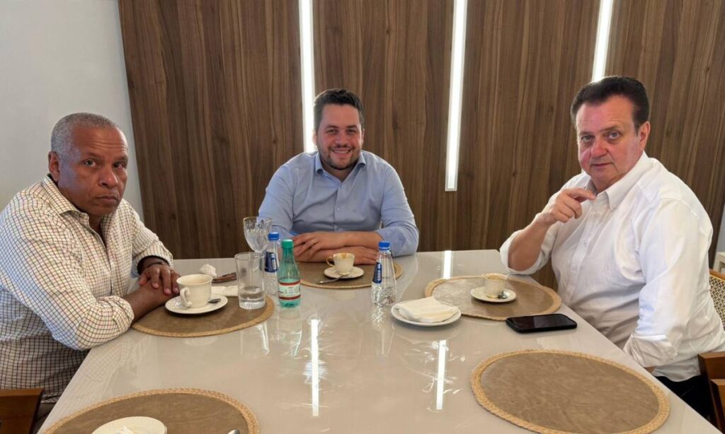 Gilberto Kassab e Gilvan Ferreira durante encontro político em Santo André com lideranças do Grande ABC