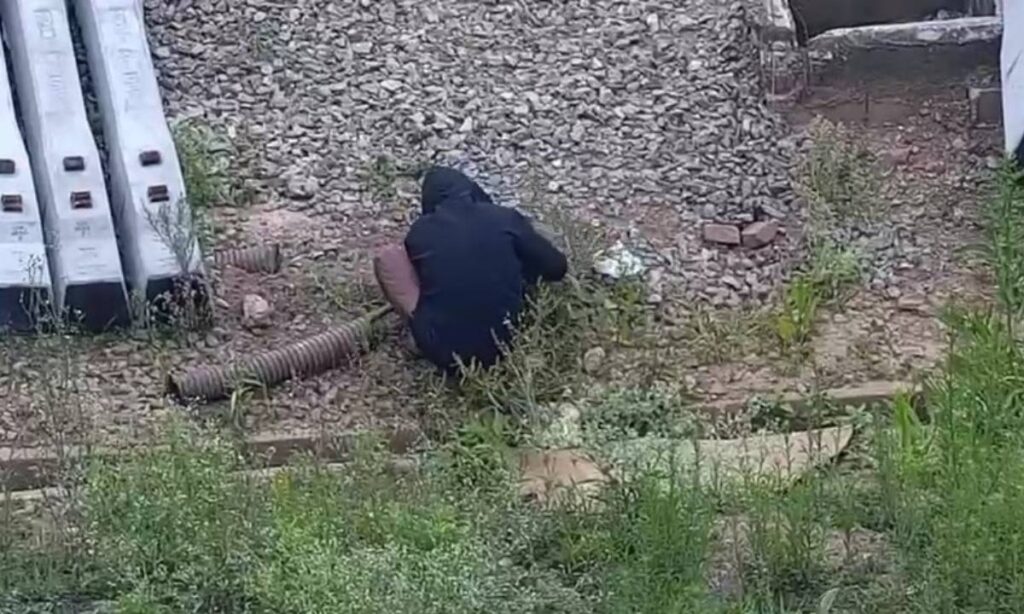 Smart Sanca identifica homem furtando cobre na linha férrea e auxilia PM na prisão do suspeito na Avenida Guido Aliberti