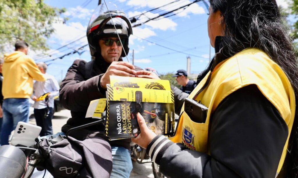Mauá faz ação com motociclistas em defesa da vida e do trânsito mais seguro