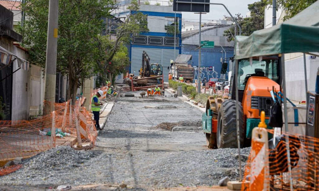 Obras do Drenar São Caetano nas avenidas Fernando Simonsen e Nelson Braido entram na fase final 