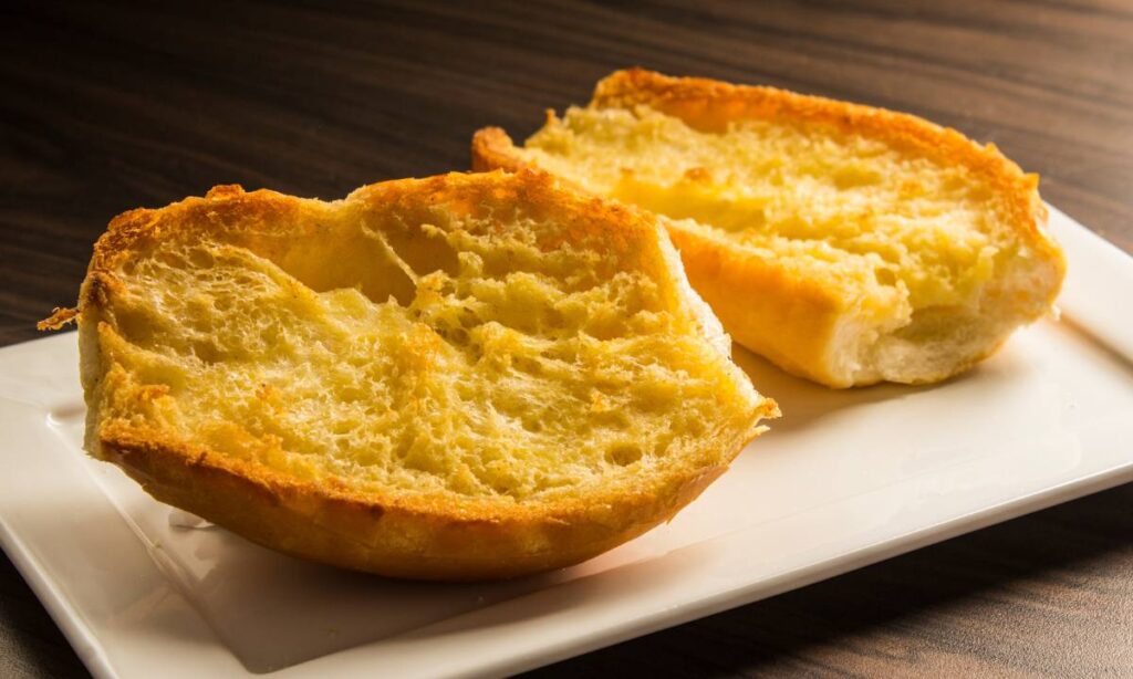 Padaria Brasileira homenageia o Dia Mundial do Pão com clássicos e fermentações especiais
