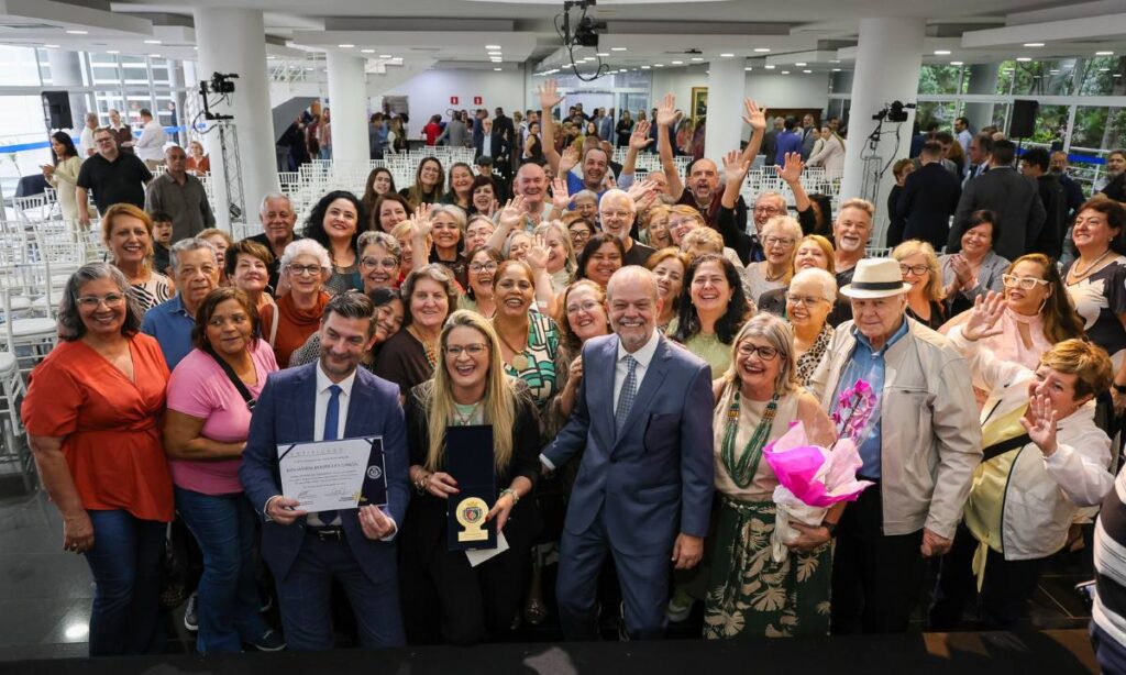 Personalidades recebem Medalhas dos Autonomistas em São Caetano