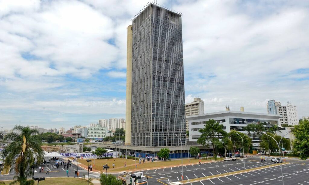 Prefeito Mirim 2025 entra na fase final com votação popular e mantém viva tradição histórica de São Bernardo