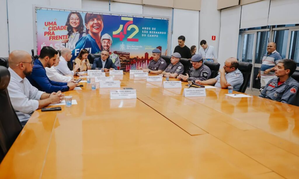 Prefeitura de São Bernardo e PM firmam parceria em benefício da saúde dos agentes de segurança