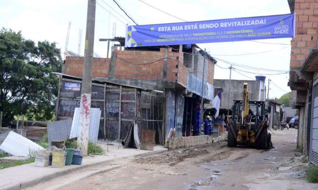 Santo André inicia obras no Morro da Kibon com investimento de R$ 4 milhões Santo André inicia obras no Morro da Kibon com investimento de R$ 4 milhões