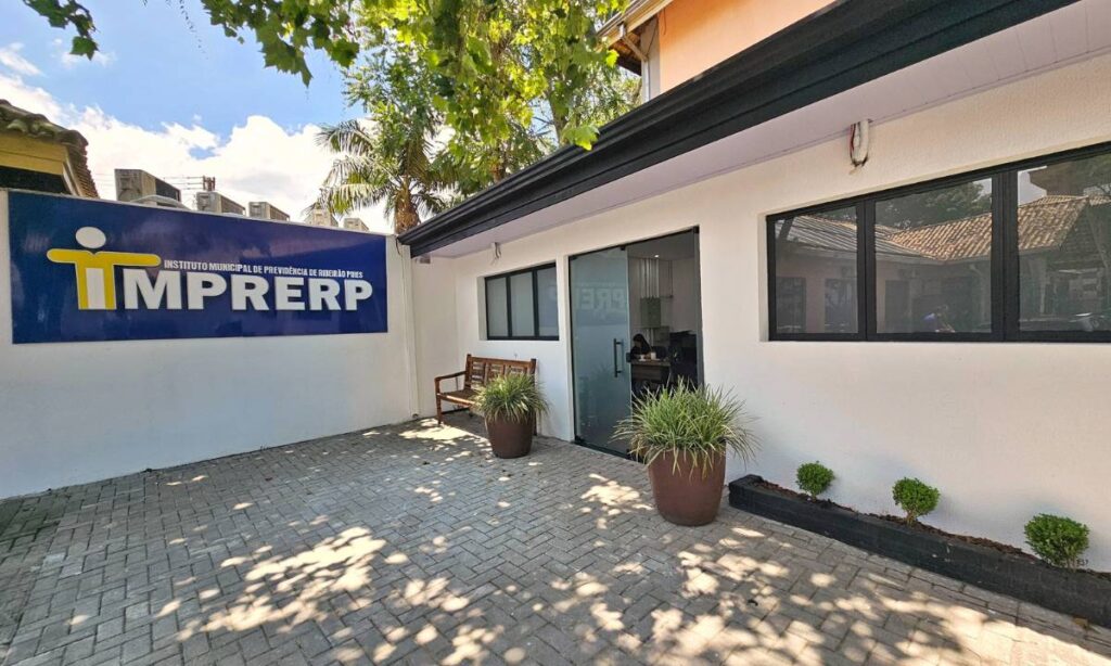 Segunda parcela do 13° salário de aposentados e pensionistas de Ribeirão Pires será paga dia 14 de novembro Segunda parcela do 13° salário de aposentados e pensionistas de Ribeirão Pires será paga dia 14 de novembro