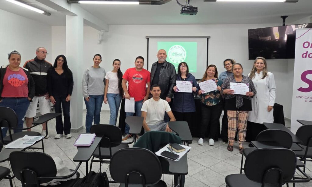 Sehal capacita profissionais no ABC com curso de Boas Práticas e alerta para bebidas adulteradas por metanol