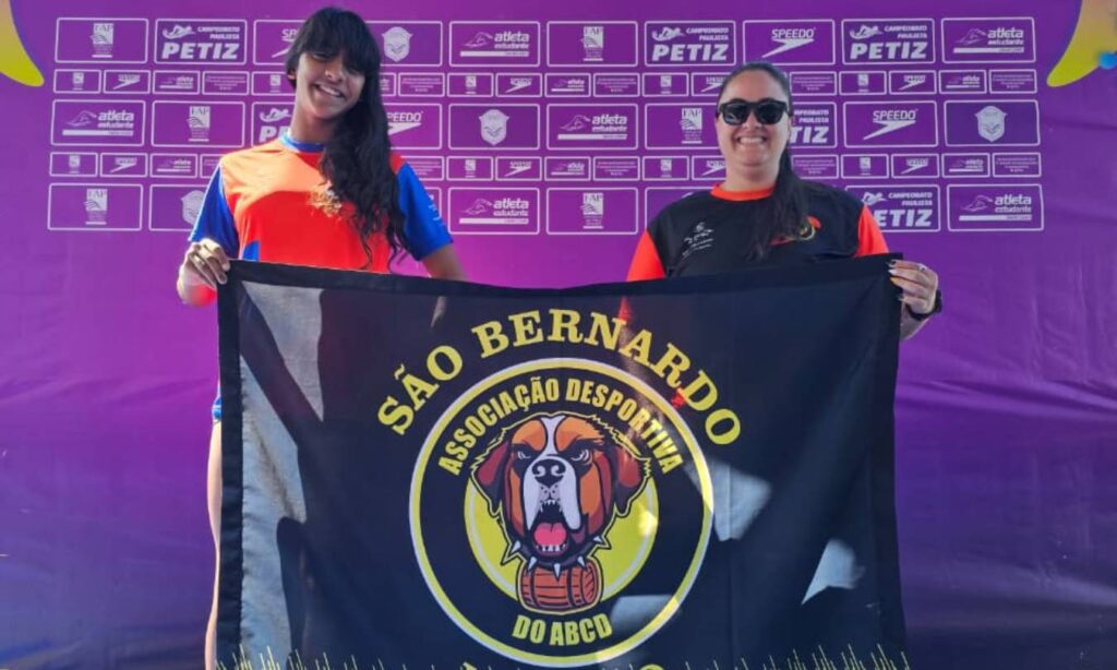 Atleta da Natação de São Bernardo brilha no Paulista Petiz e quebra três recordes na mesma prova