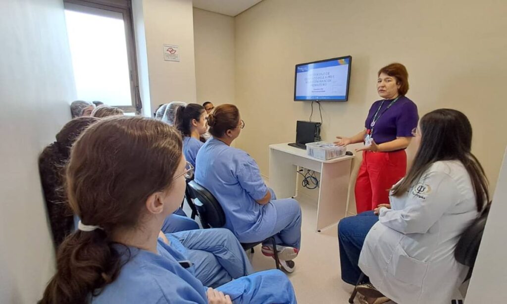 Hospital da Mulher de São Bernardo atualiza protocolo neonatal no Novembro Roxo