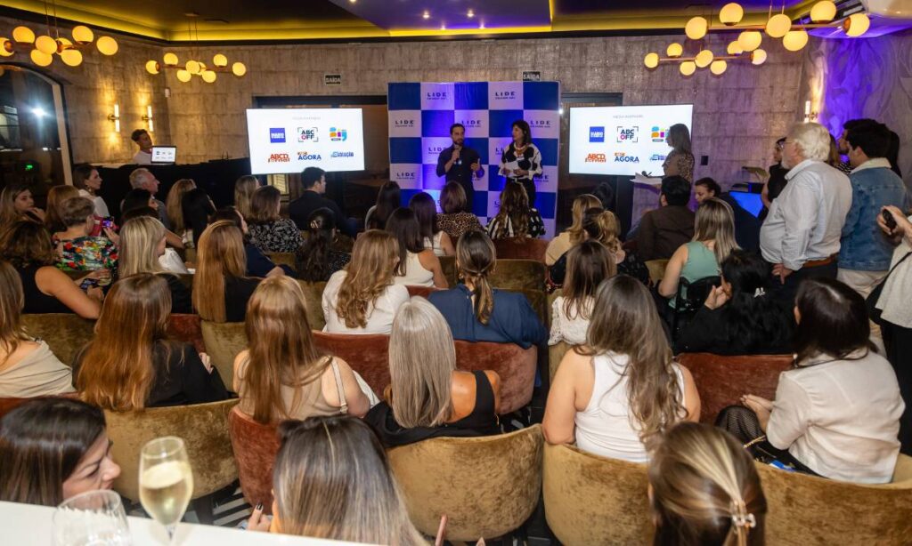 LIDE Grande ABC realiza encontro sobre liderança feminina com Carol de Nadai Matos