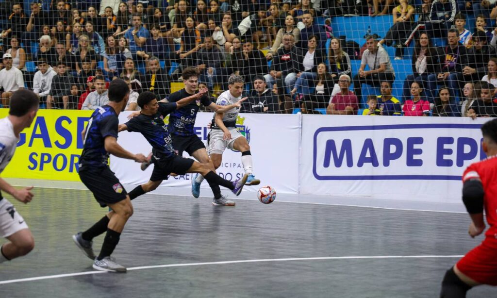 Liga Sancaetanense joga 'tudo ou nada' contra o Corinthians para ir à final do Paulista de Futsal Sub-20 nesta sexta-feira