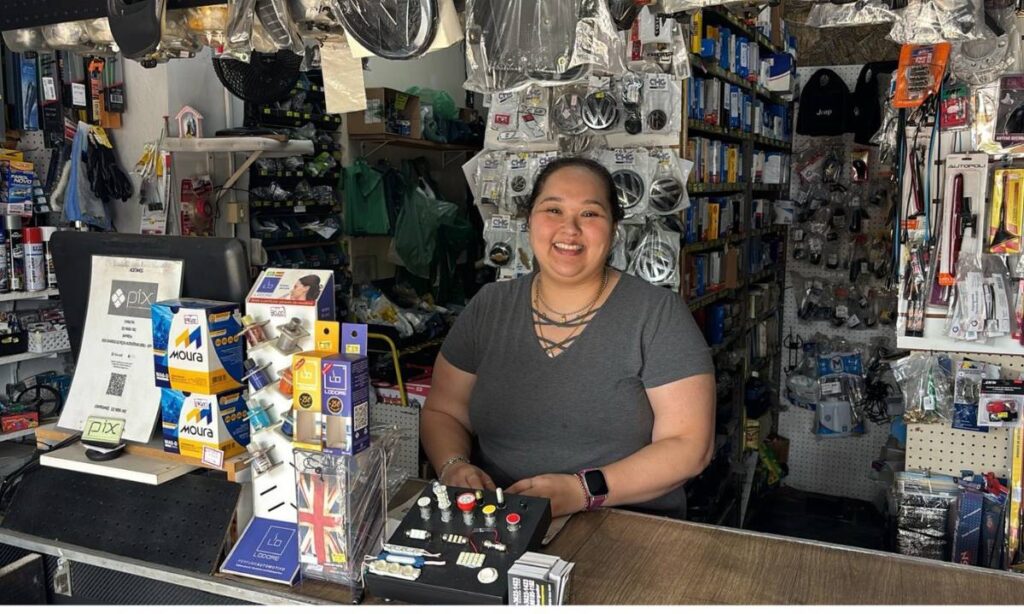 Mulheres impulsionam negócios com microcrédito: autopeças e energia solar ganham fôlego em SP Mulheres impulsionam negócios com microcrédito: autopeças e energia solar ganham fôlego em SP