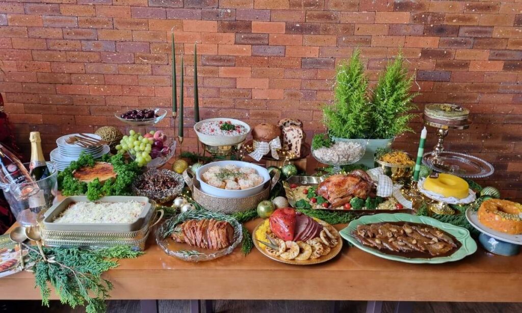 Padaria Brasileira divulga cardápio de ceias 2025 com entradas, massas e assados Padaria Brasileira divulga cardápio de ceias 2025 com entradas, massas e assados