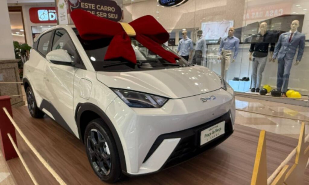 Praça da Moça faz mega ‘Black Friday’: 70% de desconto, estacionamento gratuito e triplo de chances para levar um BYD