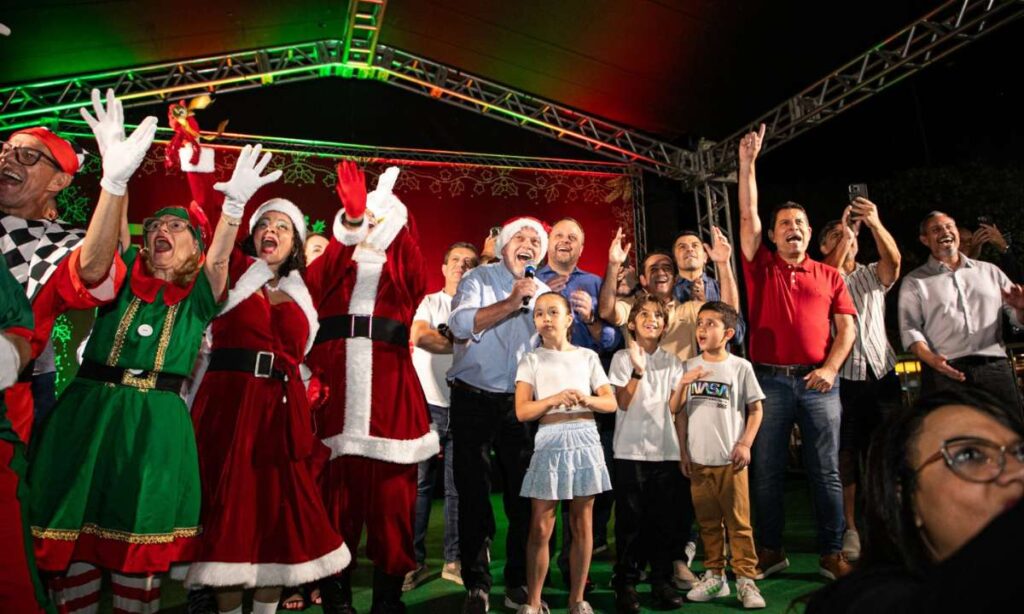 São Caetano abre Natal 2025 com Papai Noel, árvore gigante e programação gratuita