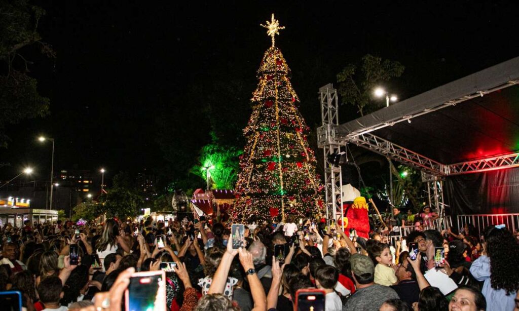 São Caetano abre Natal 2025 com Papai Noel, árvore gigante e programação gratuita