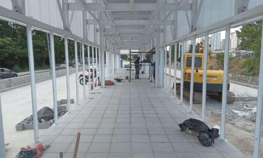 Obras do BRT-ABC avançam e primeiras nove paradas entram em fase de acabamento