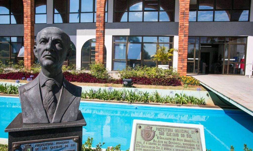 Prefeitura de São Caetano divulga horários de funcionamento para o feriado de Natal 2025