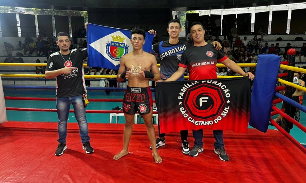 São Caetano dá show no Campeonato Brasileiro de Lutas de Contato e conquista dez troféus de campeão São Caetano dá show no Campeonato Brasileiro de Lutas de Contato e conquista dez troféus de campeão