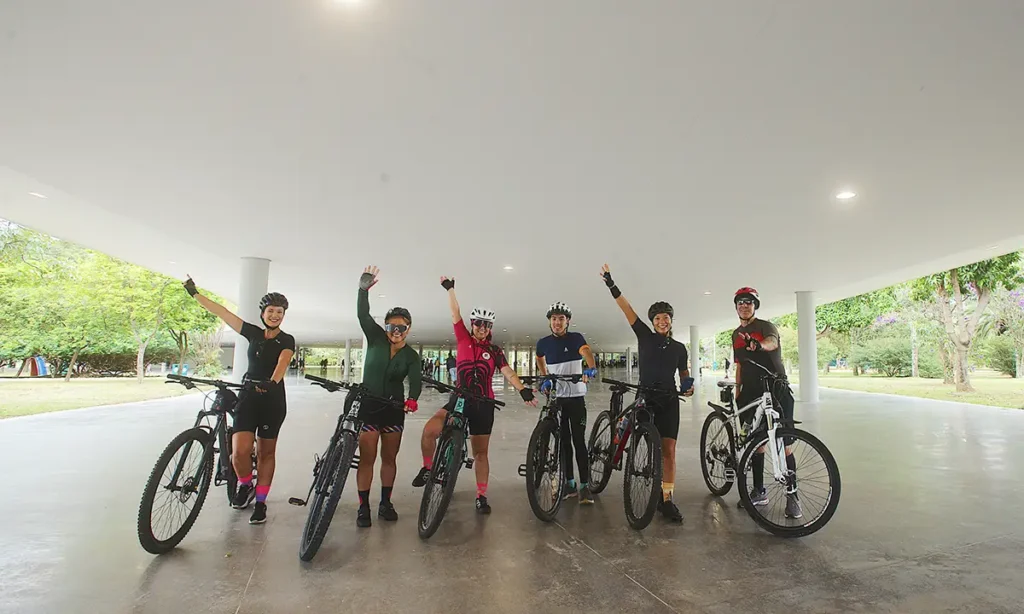 Após obras e novo decreto, Marquise do Ibirapuera reabre com skate, patins e lazer